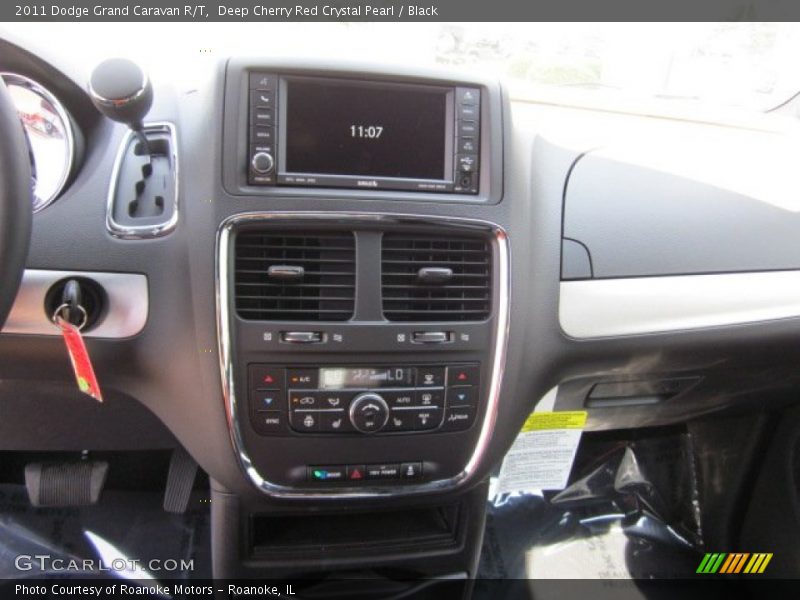 Controls of 2011 Grand Caravan R/T