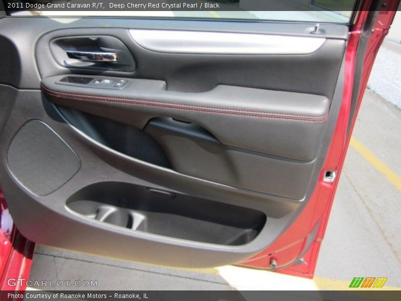 Door Panel of 2011 Grand Caravan R/T