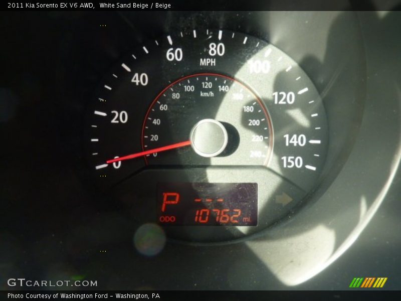 White Sand Beige / Beige 2011 Kia Sorento EX V6 AWD