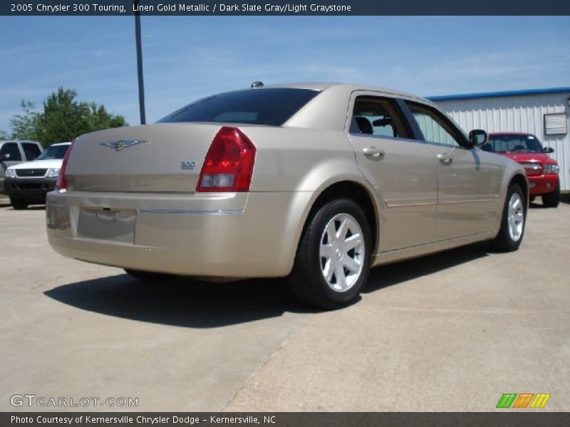 Linen Gold Metallic / Dark Slate Gray/Light Graystone 2005 Chrysler 300 Touring