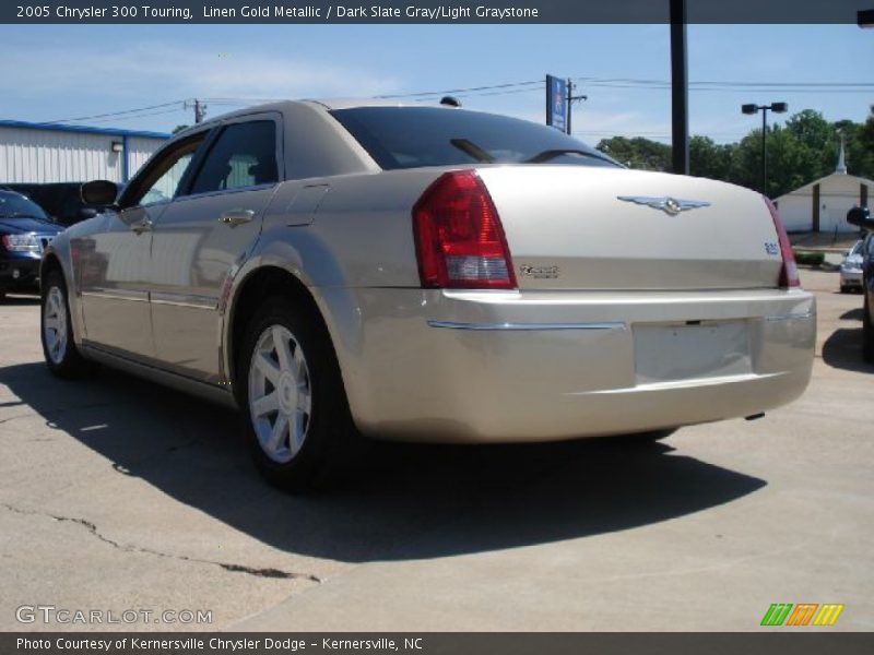 Linen Gold Metallic / Dark Slate Gray/Light Graystone 2005 Chrysler 300 Touring