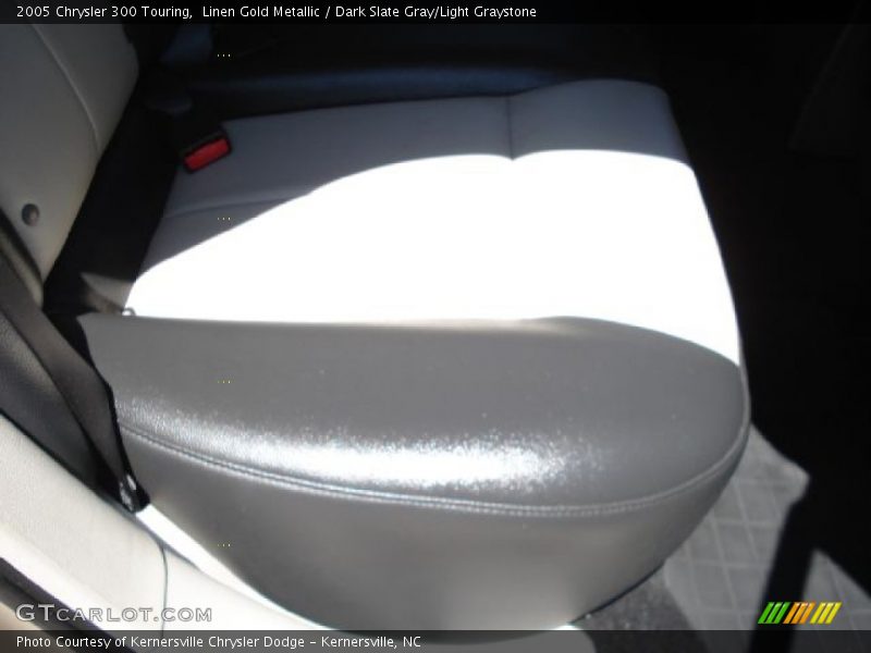 Linen Gold Metallic / Dark Slate Gray/Light Graystone 2005 Chrysler 300 Touring