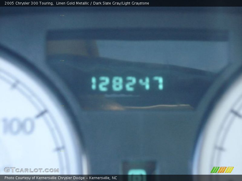 Linen Gold Metallic / Dark Slate Gray/Light Graystone 2005 Chrysler 300 Touring