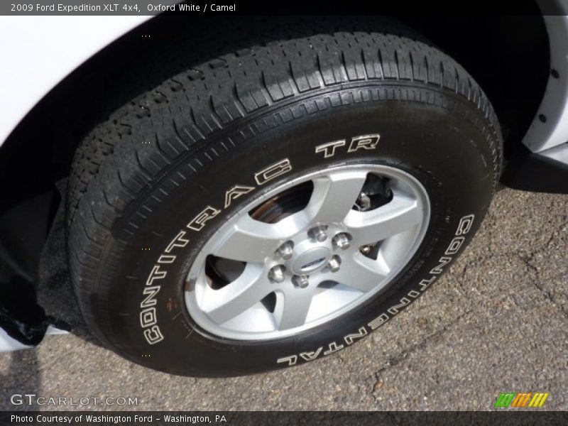 Oxford White / Camel 2009 Ford Expedition XLT 4x4