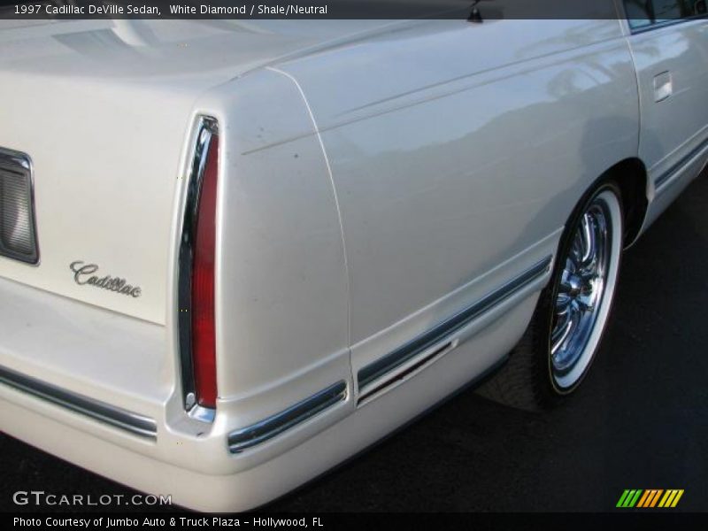 White Diamond / Shale/Neutral 1997 Cadillac DeVille Sedan