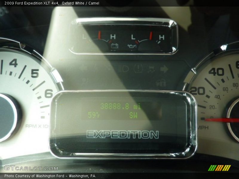Oxford White / Camel 2009 Ford Expedition XLT 4x4