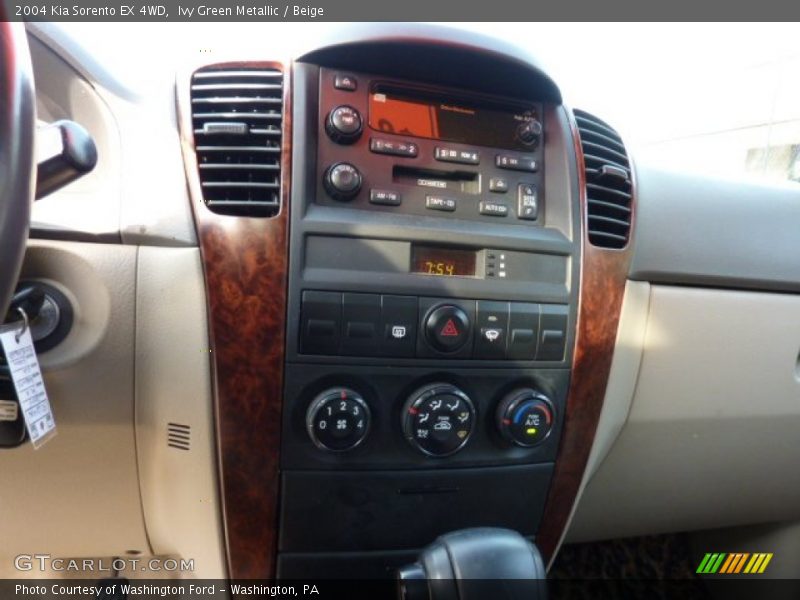 Ivy Green Metallic / Beige 2004 Kia Sorento EX 4WD