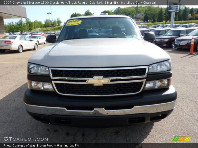 Silver Birch Metallic / Dark Charcoal 2007 Chevrolet Silverado 1500 Classic Work Truck Regular Cab 4x4