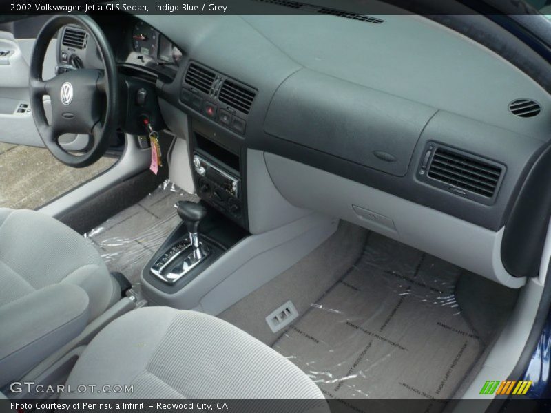 Indigo Blue / Grey 2002 Volkswagen Jetta GLS Sedan