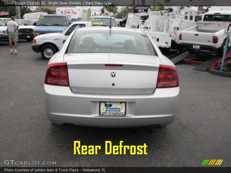 Bright Silver Metallic / Dark Slate Gray 2008 Dodge Charger SE
