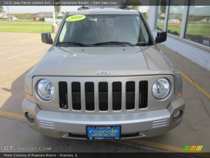 Light Sandstone Metallic / Dark Slate Gray 2010 Jeep Patriot Limited 4x4