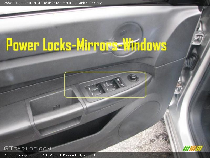 Bright Silver Metallic / Dark Slate Gray 2008 Dodge Charger SE