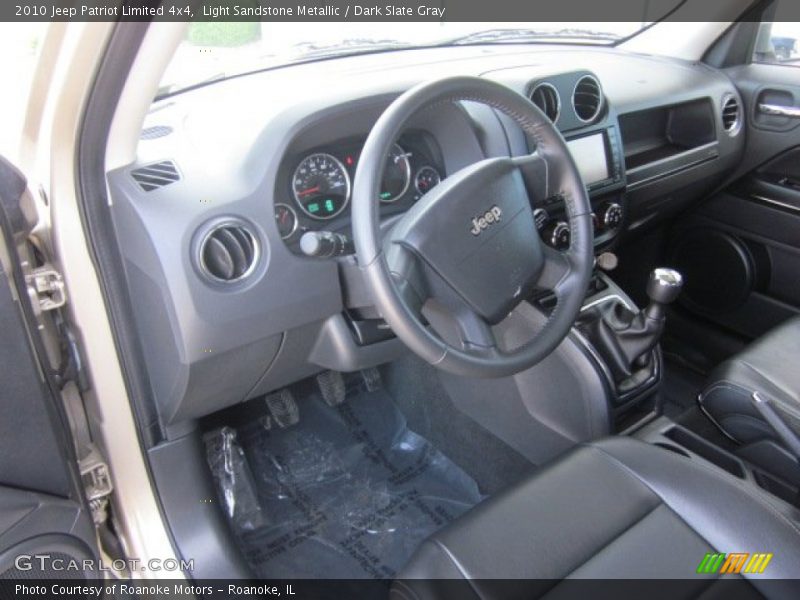 Light Sandstone Metallic / Dark Slate Gray 2010 Jeep Patriot Limited 4x4