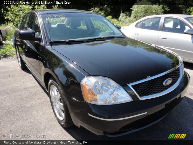 Black / Shale Grey 2006 Ford Five Hundred SE