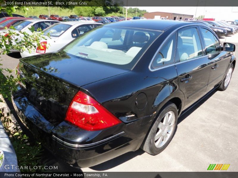 Black / Shale Grey 2006 Ford Five Hundred SE