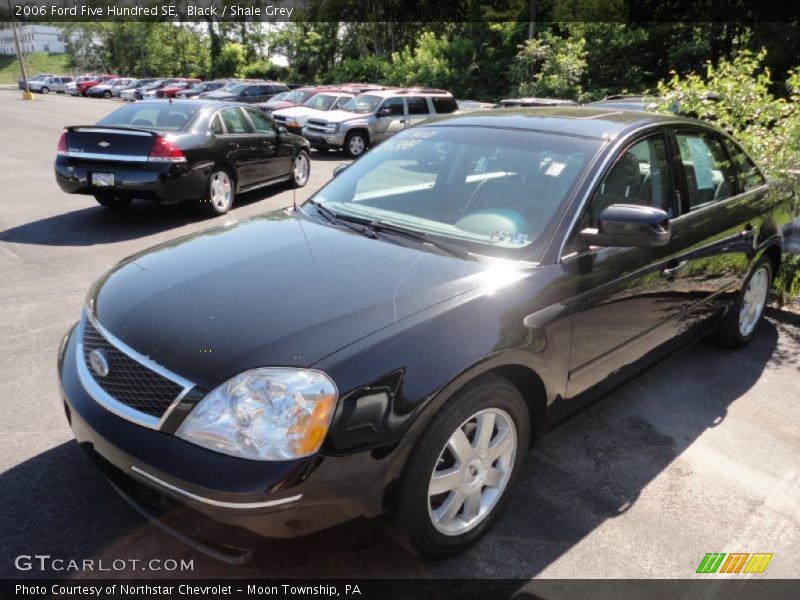 Black / Shale Grey 2006 Ford Five Hundred SE
