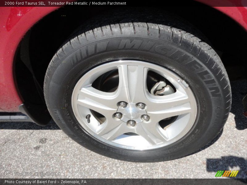  2000 Taurus SEL Wheel