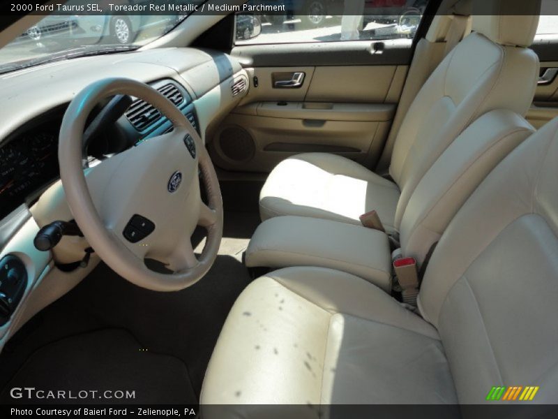 Toreador Red Metallic / Medium Parchment 2000 Ford Taurus SEL