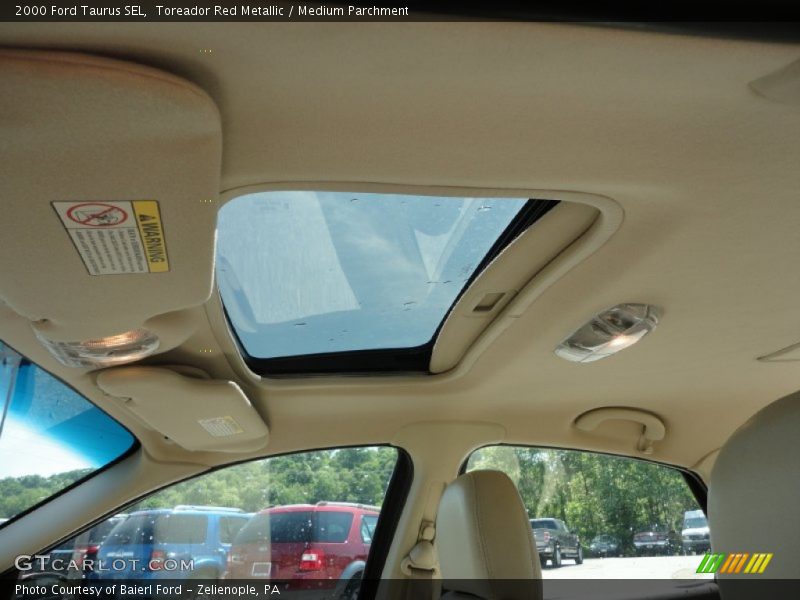 Toreador Red Metallic / Medium Parchment 2000 Ford Taurus SEL