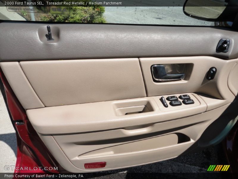 Toreador Red Metallic / Medium Parchment 2000 Ford Taurus SEL