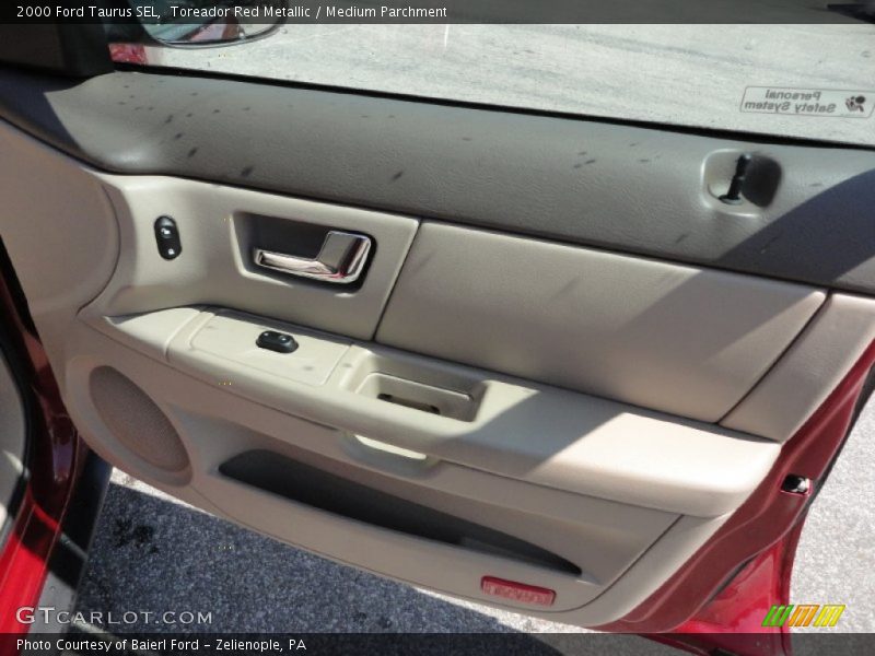 Toreador Red Metallic / Medium Parchment 2000 Ford Taurus SEL