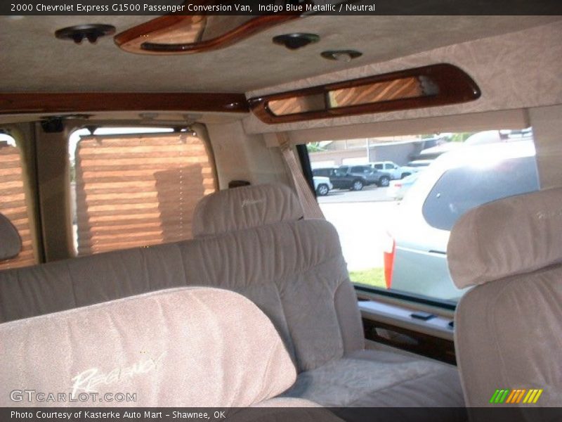  2000 Express G1500 Passenger Conversion Van Neutral Interior