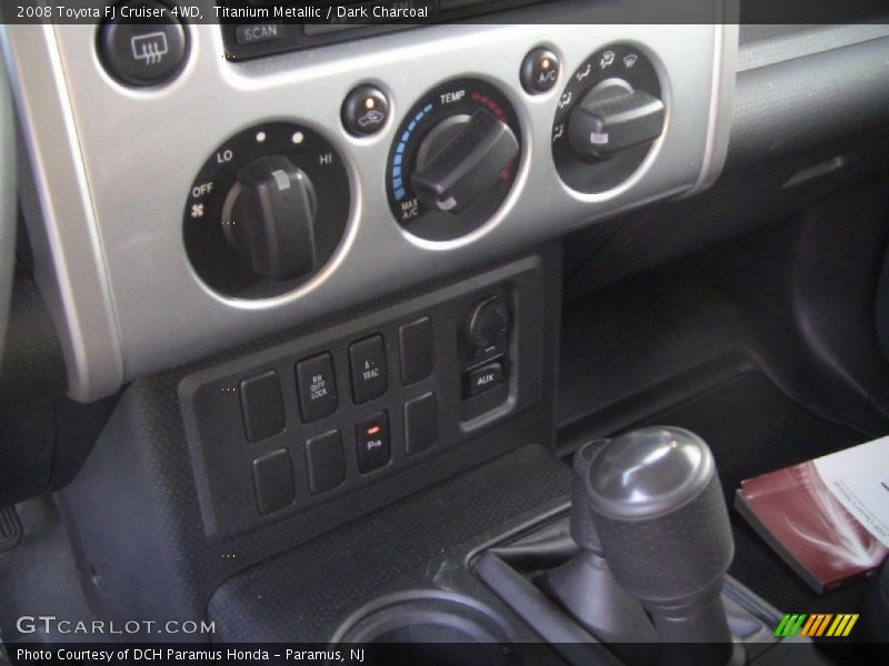 Titanium Metallic / Dark Charcoal 2008 Toyota FJ Cruiser 4WD