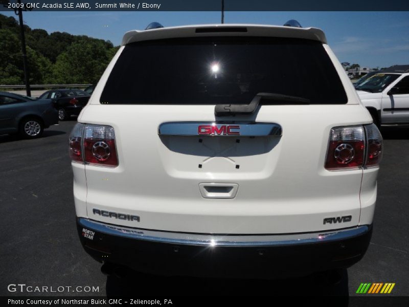 Summit White / Ebony 2009 GMC Acadia SLE AWD