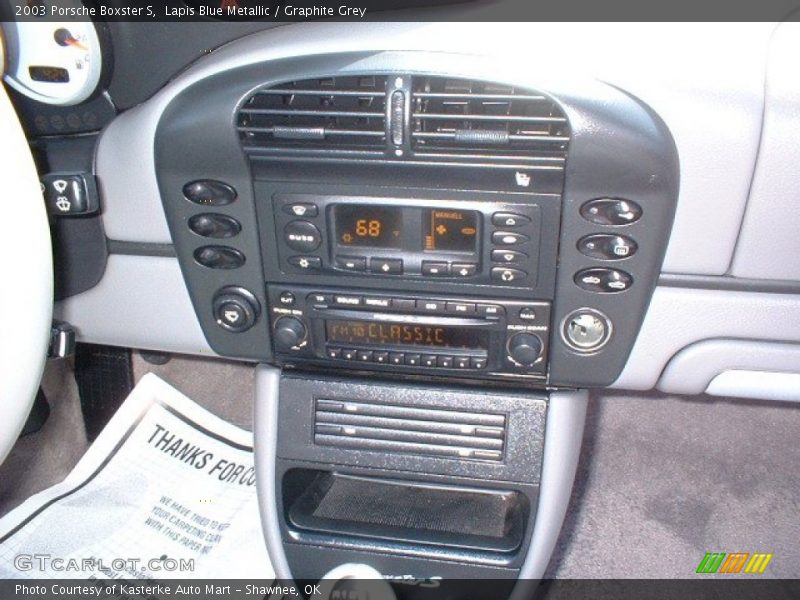 Controls of 2003 Boxster S