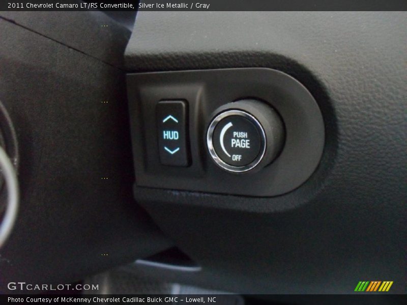 Controls of 2011 Camaro LT/RS Convertible