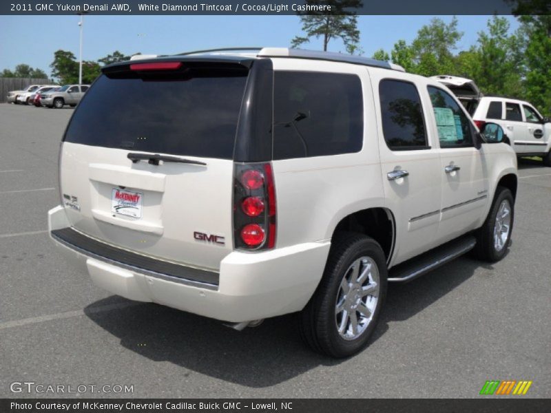 White Diamond Tintcoat / Cocoa/Light Cashmere 2011 GMC Yukon Denali AWD