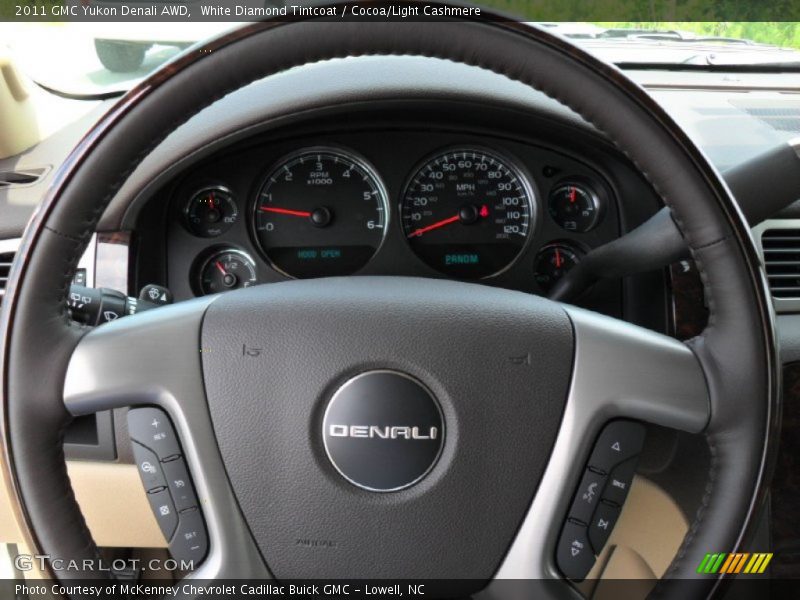 White Diamond Tintcoat / Cocoa/Light Cashmere 2011 GMC Yukon Denali AWD