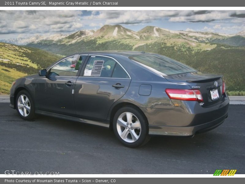 Magnetic Gray Metallic / Dark Charcoal 2011 Toyota Camry SE