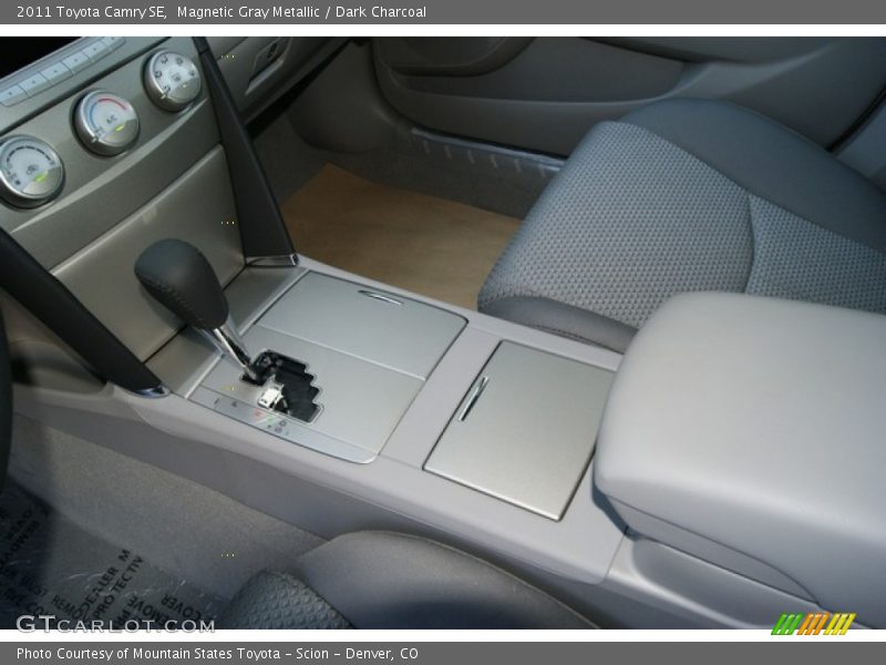 Magnetic Gray Metallic / Dark Charcoal 2011 Toyota Camry SE