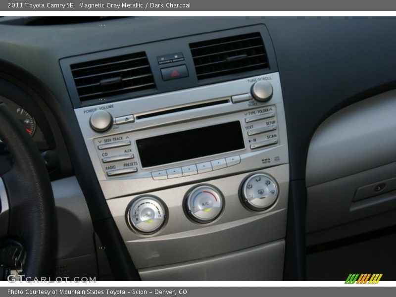 Magnetic Gray Metallic / Dark Charcoal 2011 Toyota Camry SE
