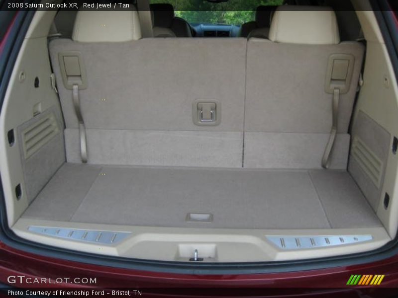 Red Jewel / Tan 2008 Saturn Outlook XR