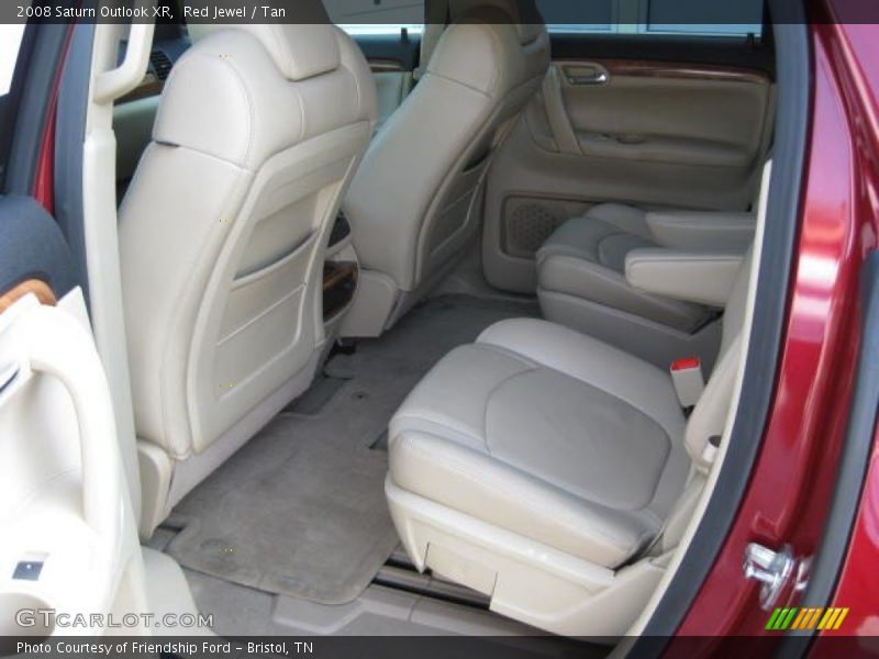 Red Jewel / Tan 2008 Saturn Outlook XR