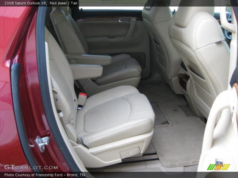 Red Jewel / Tan 2008 Saturn Outlook XR