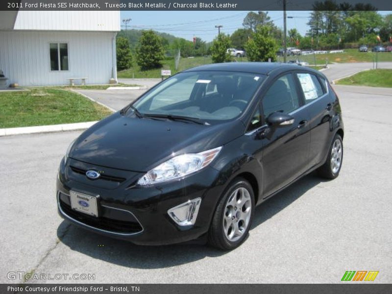 Tuxedo Black Metallic / Charcoal Black Leather 2011 Ford Fiesta SES Hatchback