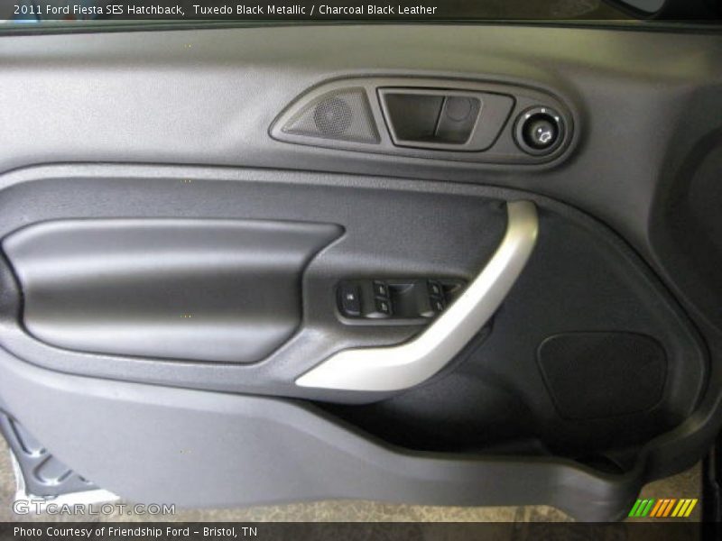 Tuxedo Black Metallic / Charcoal Black Leather 2011 Ford Fiesta SES Hatchback