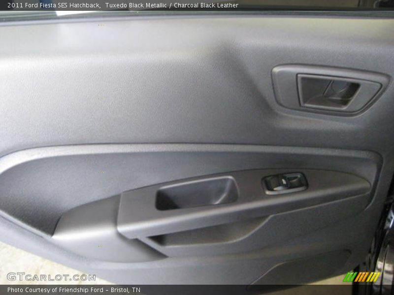 Tuxedo Black Metallic / Charcoal Black Leather 2011 Ford Fiesta SES Hatchback