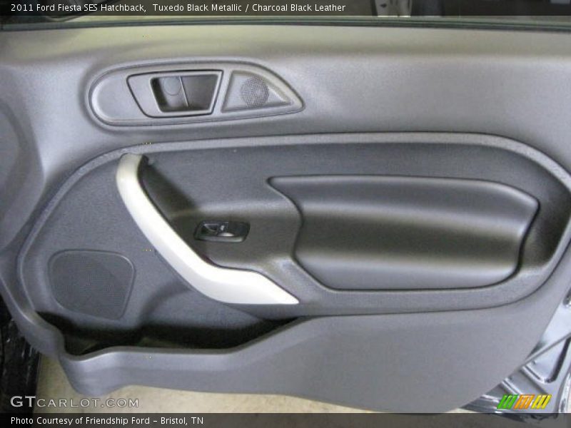 Tuxedo Black Metallic / Charcoal Black Leather 2011 Ford Fiesta SES Hatchback
