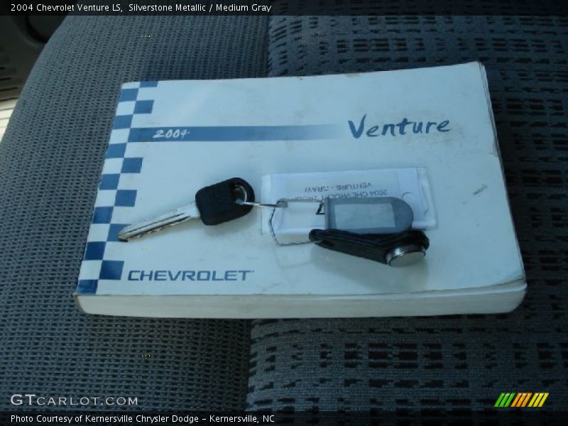 Silverstone Metallic / Medium Gray 2004 Chevrolet Venture LS