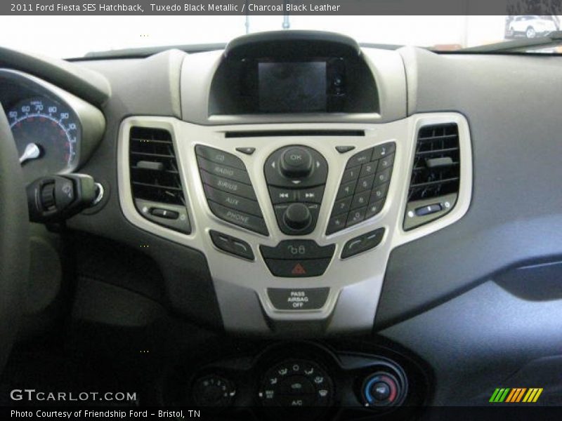 Tuxedo Black Metallic / Charcoal Black Leather 2011 Ford Fiesta SES Hatchback
