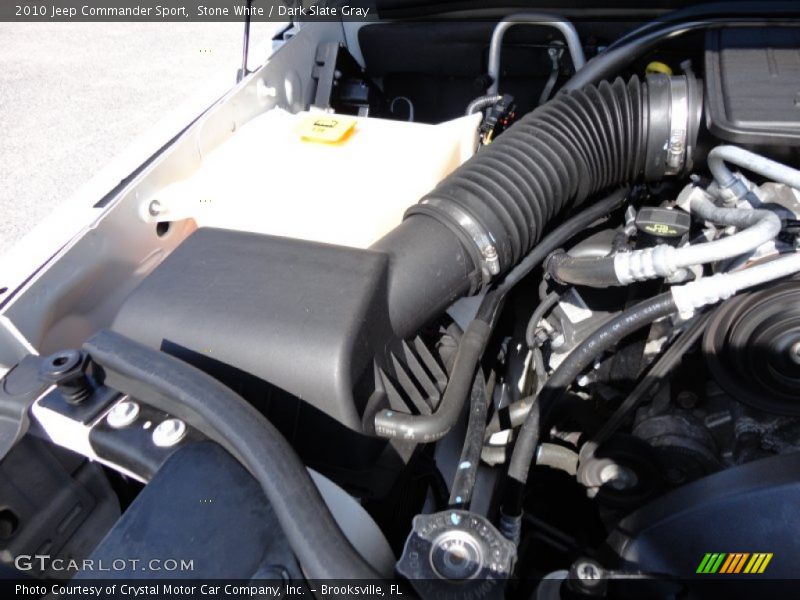 Stone White / Dark Slate Gray 2010 Jeep Commander Sport