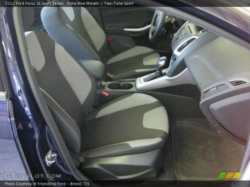 Kona Blue Metallic / Two-Tone Sport 2012 Ford Focus SE Sport Sedan