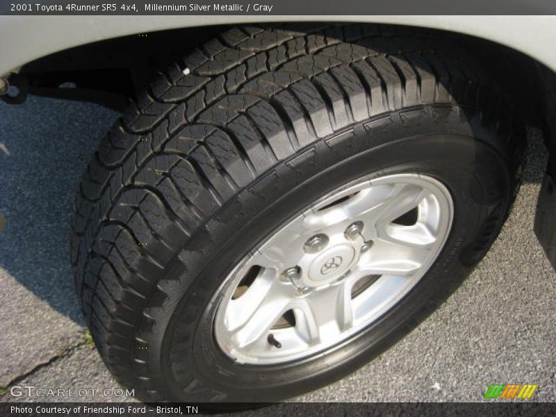 Millennium Silver Metallic / Gray 2001 Toyota 4Runner SR5 4x4