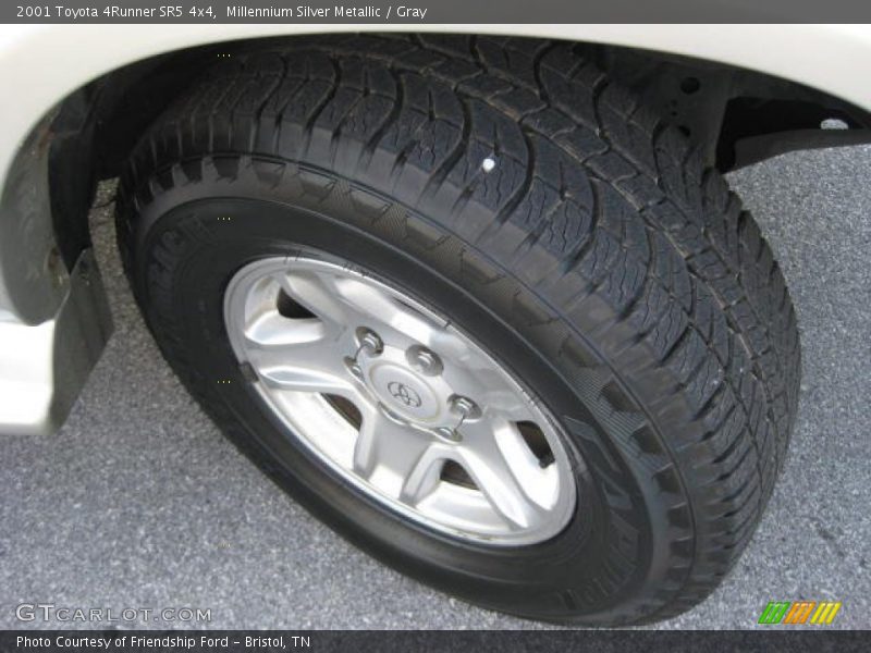Millennium Silver Metallic / Gray 2001 Toyota 4Runner SR5 4x4