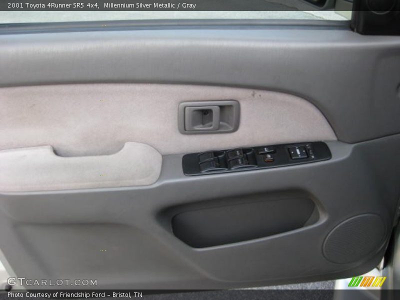 Millennium Silver Metallic / Gray 2001 Toyota 4Runner SR5 4x4