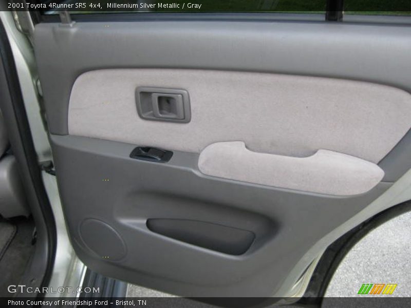 Millennium Silver Metallic / Gray 2001 Toyota 4Runner SR5 4x4